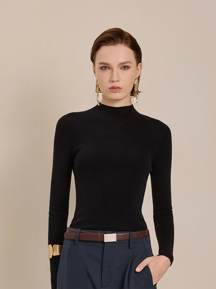 Solelegia mid-neck wool sweater front view