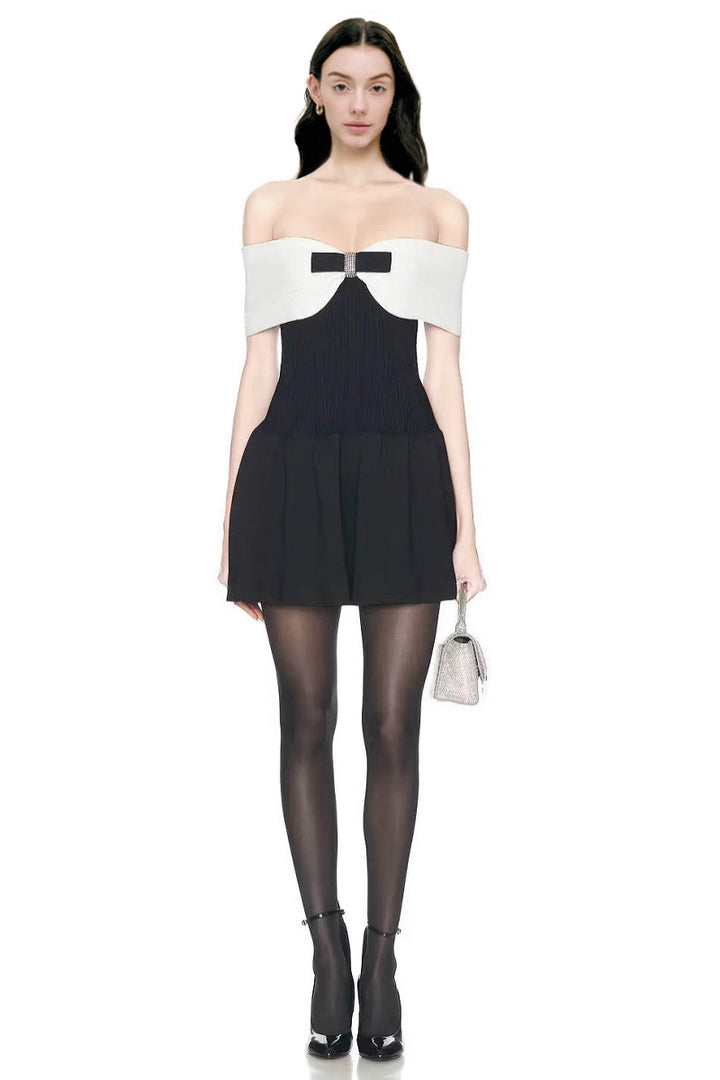 Elegant Off-Shoulder Bow Mermaid Dress