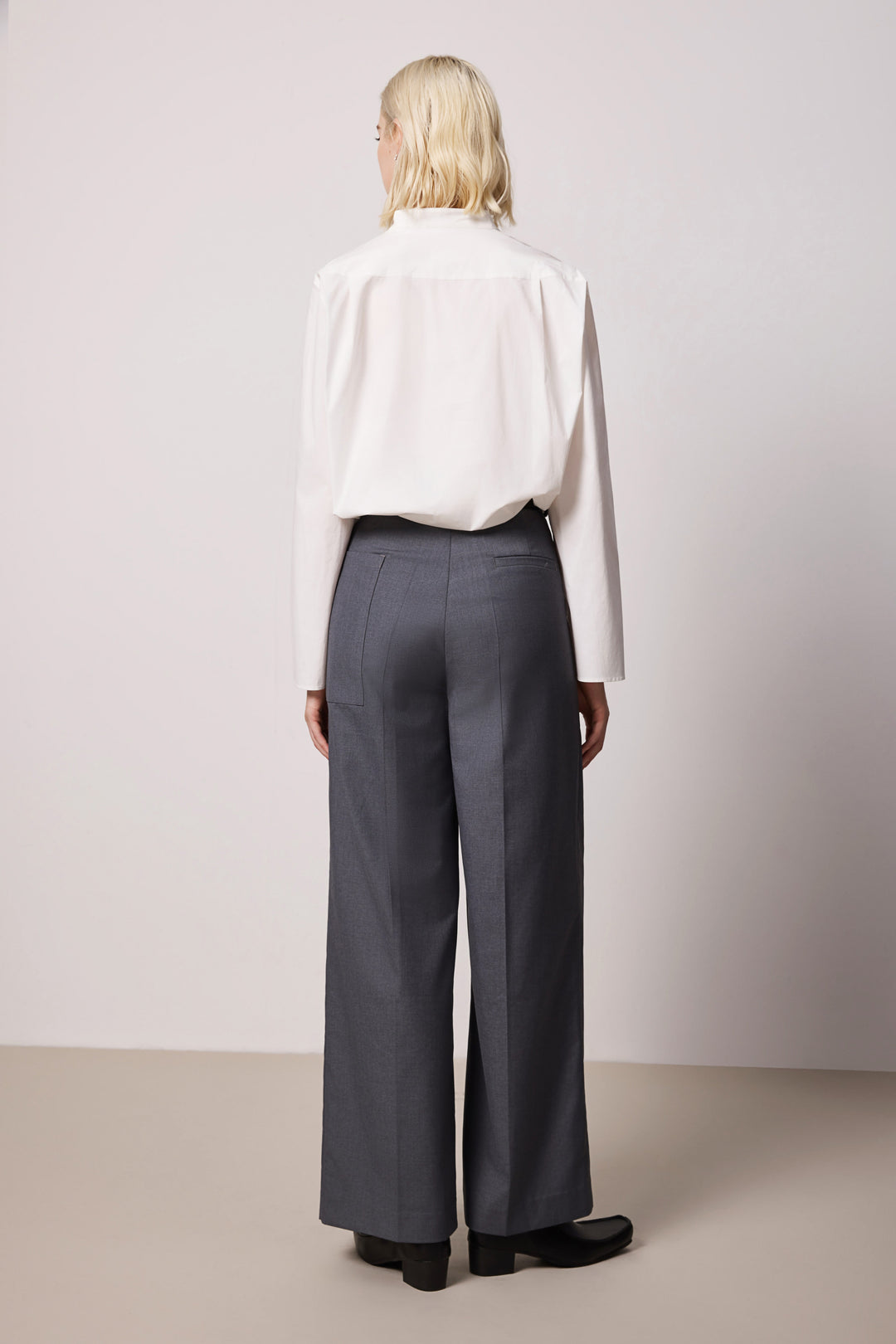 Solelegia White Pullover Cotton Shirt with Rounded Collar