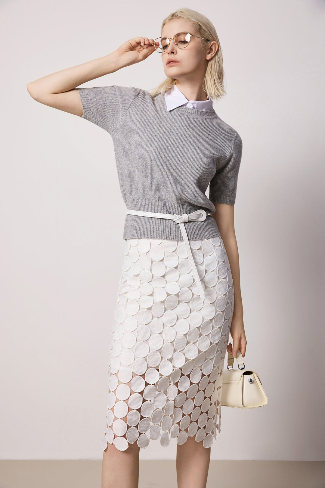 Solelegia White Hollow-Out Slim Straight Skirt