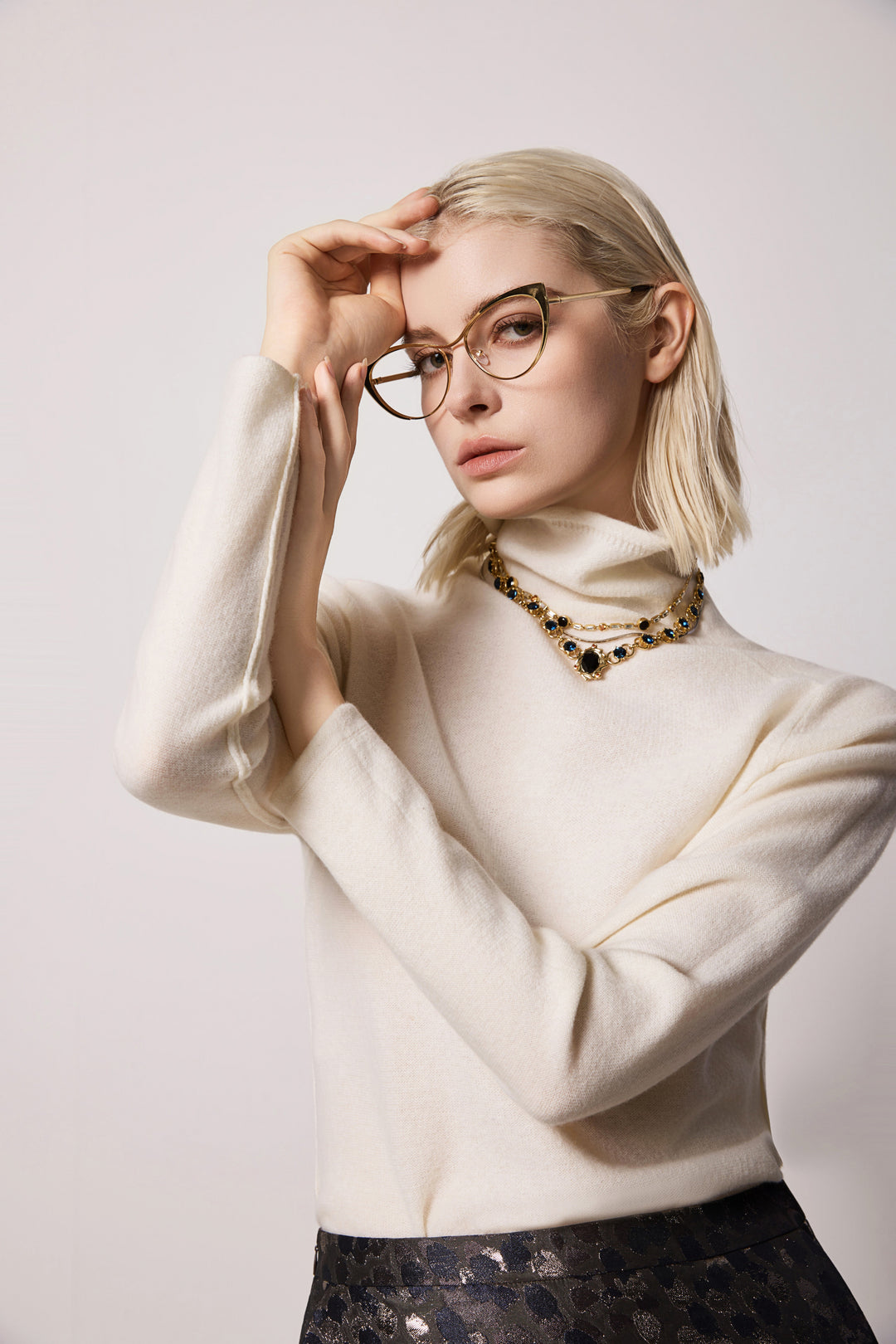Solelegia Off-White Cashmere Turtleneck Sweater
