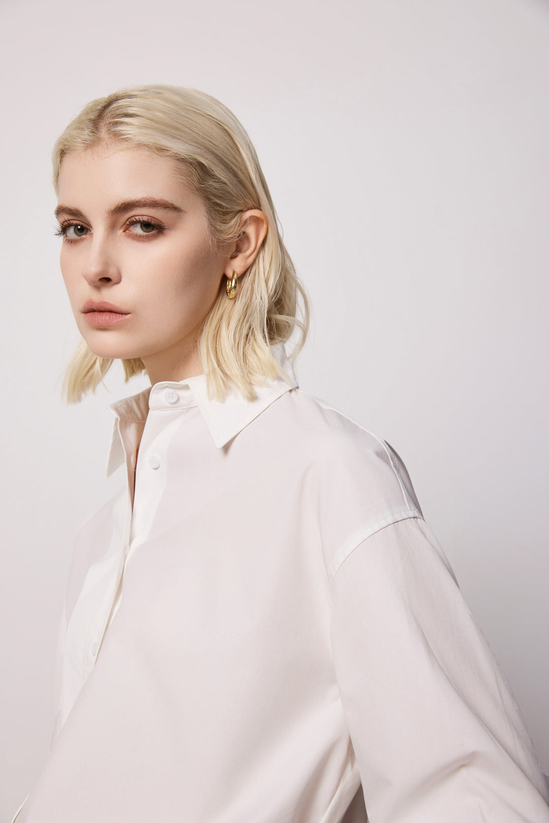 Solelegia White Cotton Collared Button-Up Shirt