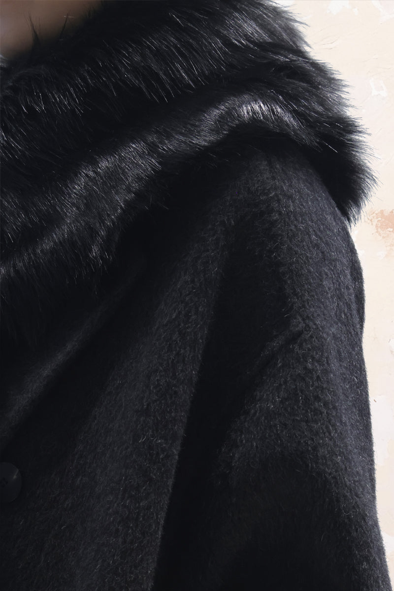 Noir Luxe faux fur collar – soft black cross-wrap detail