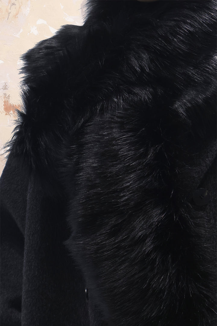 Noir Luxe faux fur collar – soft black cross-wrap detail