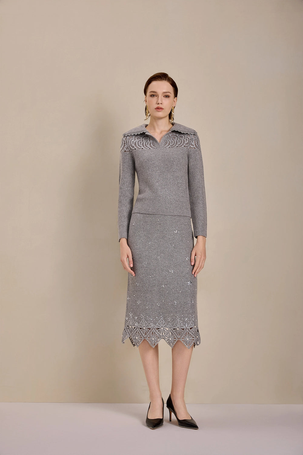 Solelegia Gray Wool Knit Crop Sweater V-Neck Front View